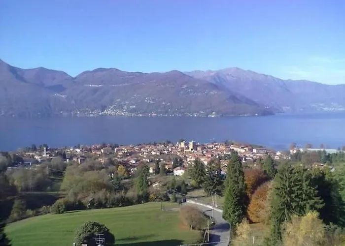 Mit Blick Auf Den Maggiore By Interhome 아파트 *