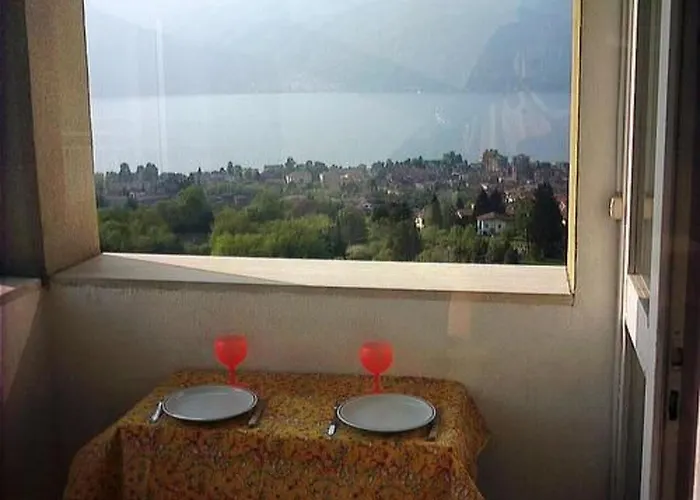 아파트 Mit Blick Auf Den Maggiore By Interhome Germignaga