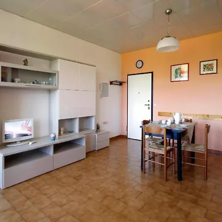 Apartment Mit Blick Auf Den Maggiore By Interhome *